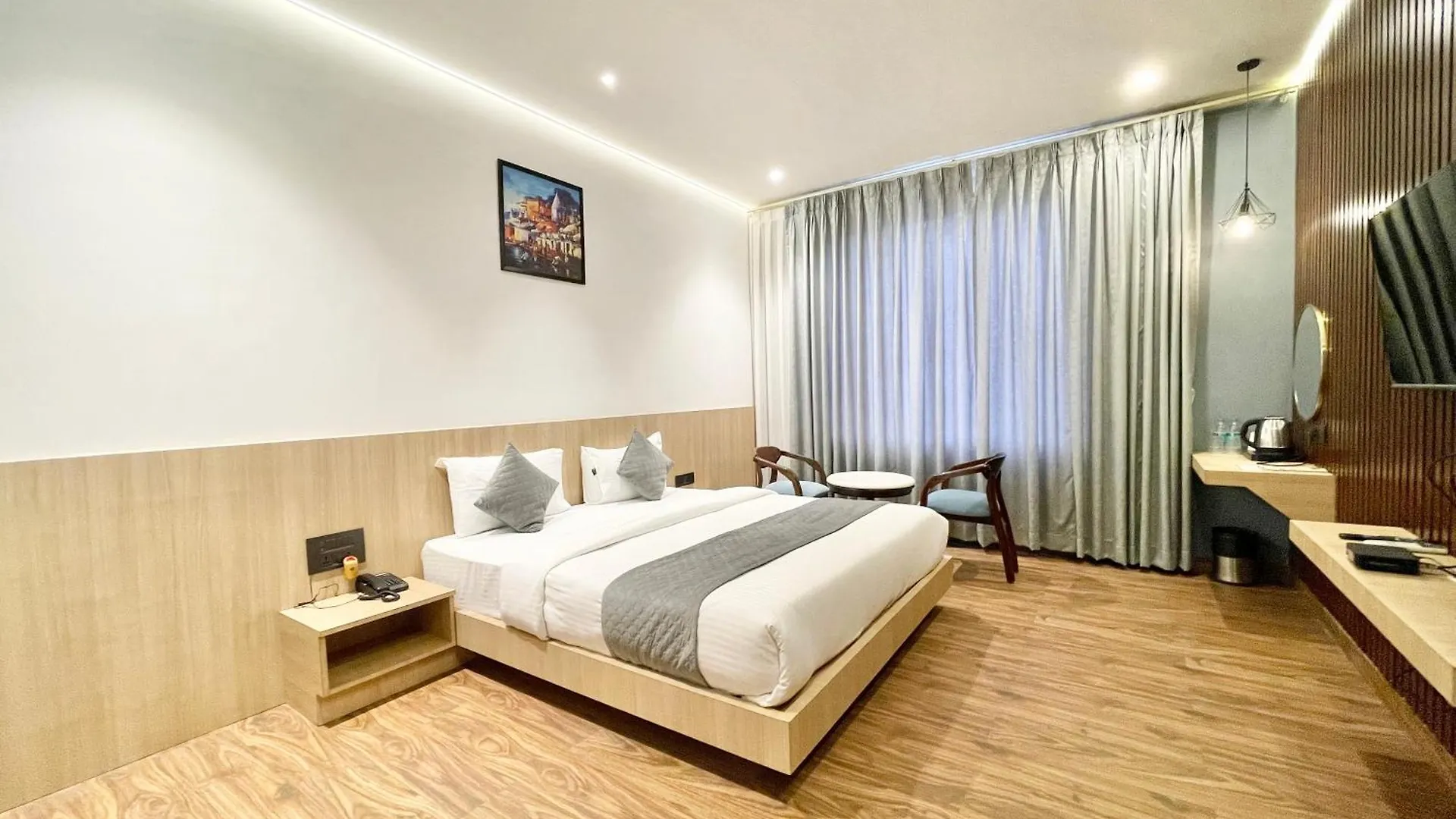 Hotel Well Inn ! Varanasi Fully Air-Conditioned Hotel With Lift-Wifi- Parking Availability, Near Kashi Vishwanath Temple, And Ganga Ghat