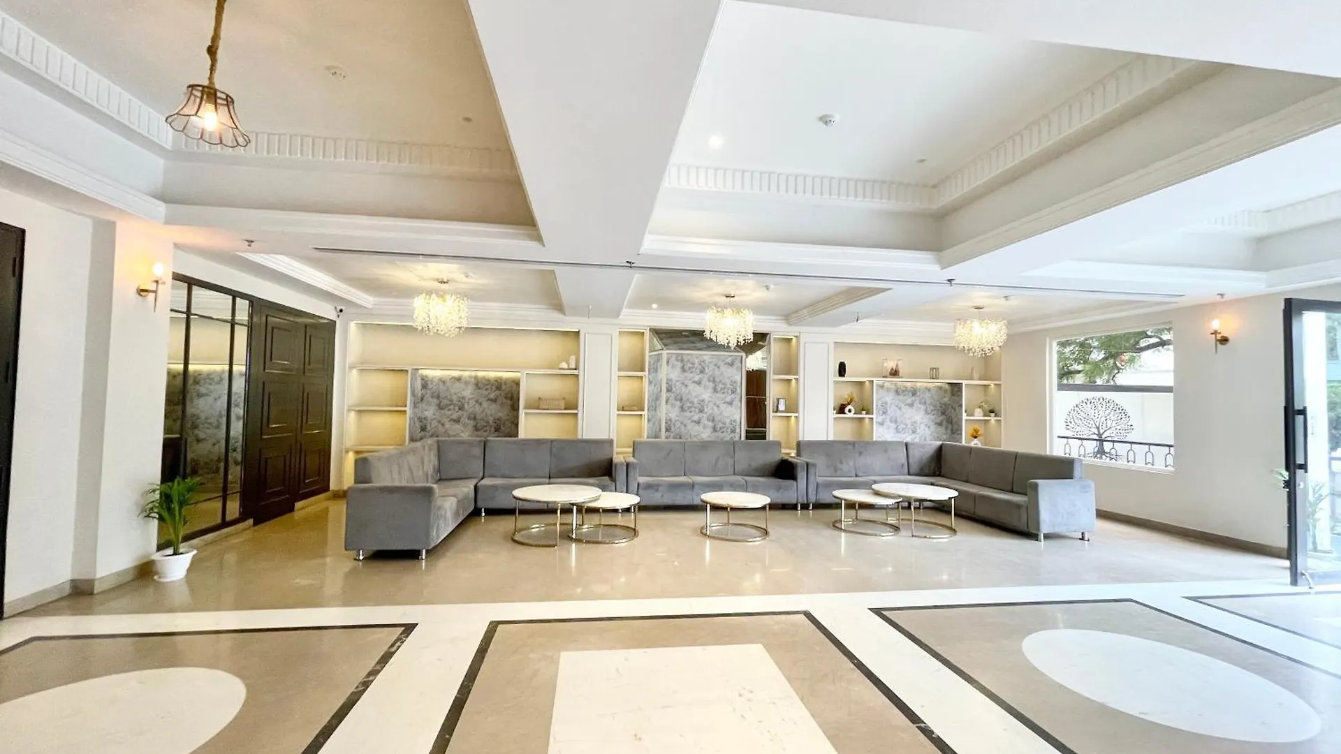 Hotel Well Inn ! Varanasi Fully Air-Conditioned Hotel With Lift-Wifi- Parking Availability, Near Kashi Vishwanath Temple, And Ganga Ghat